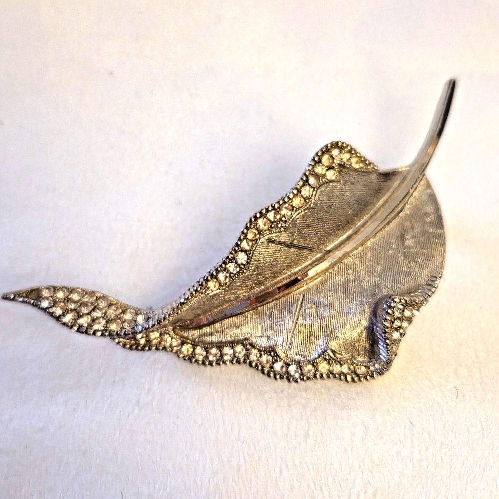 Vintage BSK Rhinestone Brushed Silver Tone Turning Leaf Brooch Pin Classic